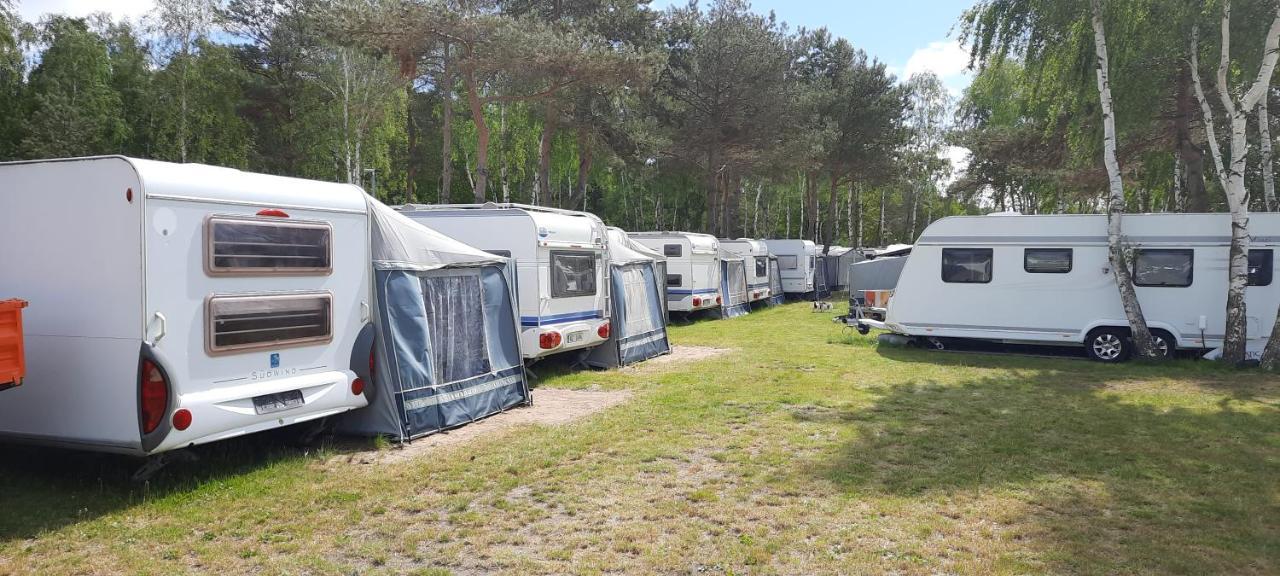 Nowoczesne Przyczepy Kempingowe Chalupy Royal-Camp Eksteriør billede