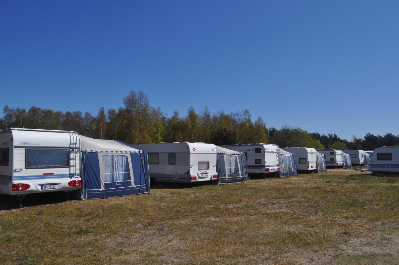 Nowoczesne Przyczepy Kempingowe Chalupy Royal-Camp Eksteriør billede